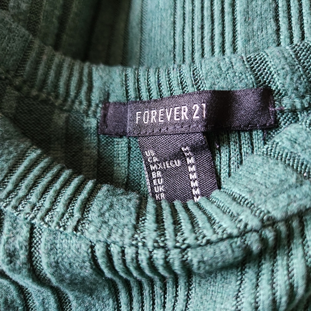 Green Ribbed Tee - Picture 3 of 3